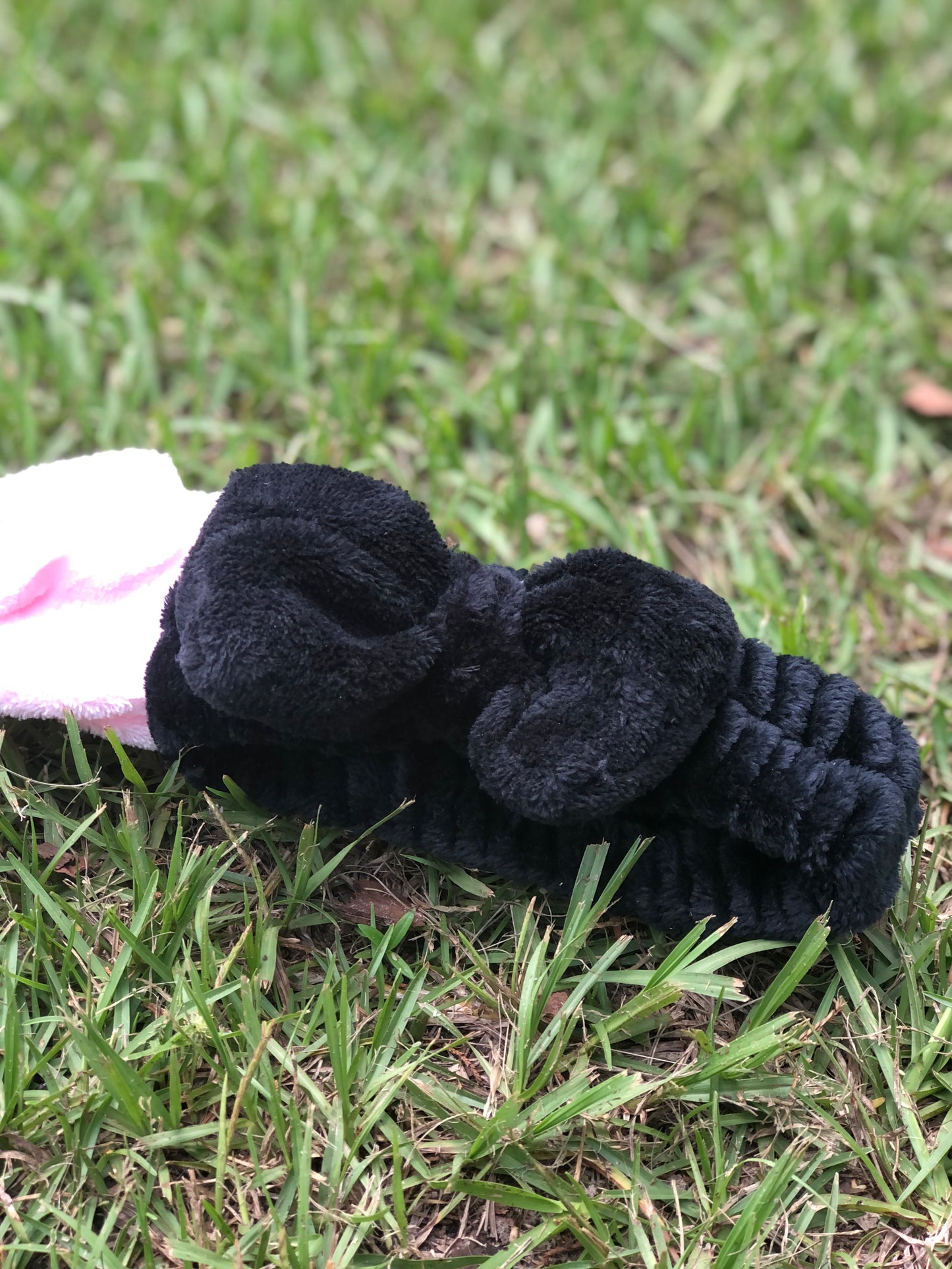 Hold your hair back with Spa Headband, makeup, skincare face wash